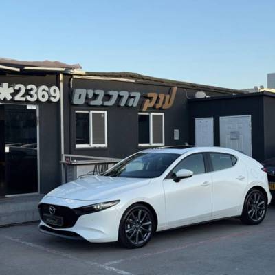  MAZDA 3 -  2