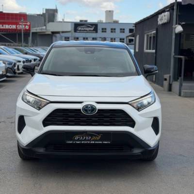 ������ RAV 4 HYBRID - ����� 2