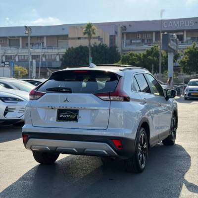 �������� ECLIPSE CROSS - ����� 2