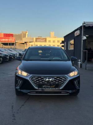 ������ IONIQ HYBRID - ����� 2