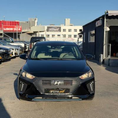 ������ IONIQ HYBRID - ����� 2