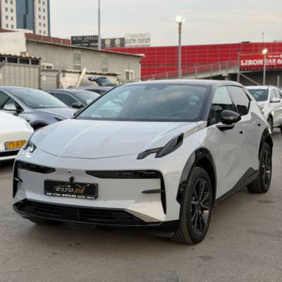 ���� ZEEKR X - ����� 2