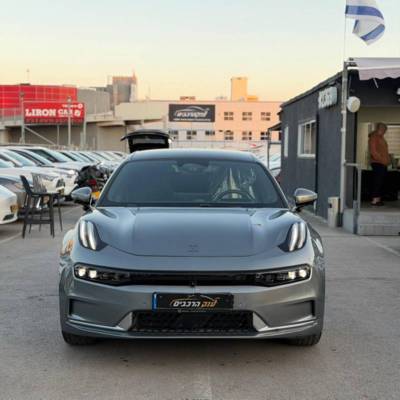 ���� ZEEKR 001 - ����� 2