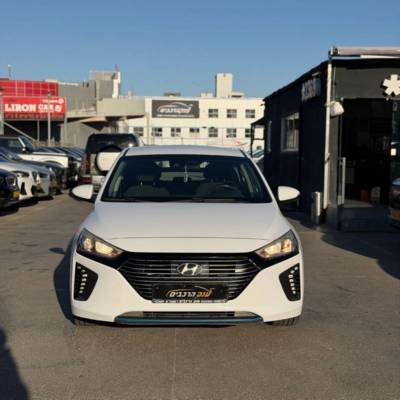 ������ IONIQ HYBRID - ����� 2