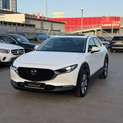 ���� MAZDA CX-30 - ����� 2