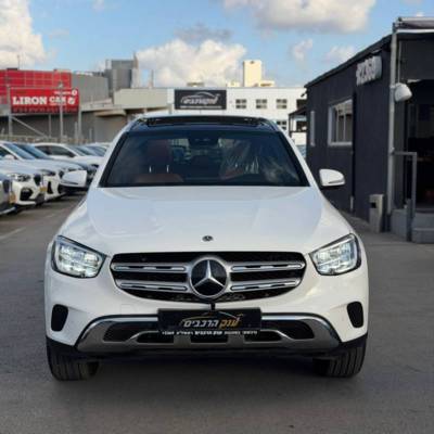 ����� GLC300E 4MATIC - ����� 2