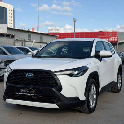 ������ COROLLA CROSS - ����� 3