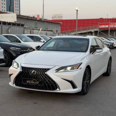����� LEXUS ES300H - ����� 3