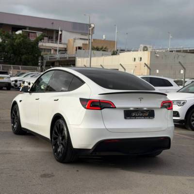 ���� MODEL Y - ����� 3