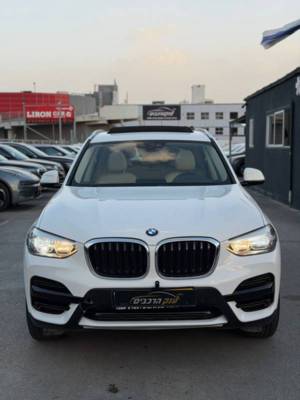 � � �� X3 XDRIVE20D - ����� 3