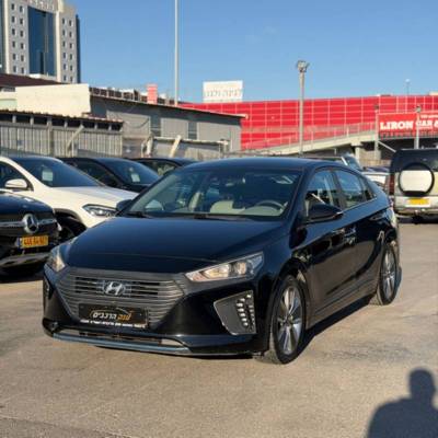 ������ IONIQ HYBRID - ����� 3
