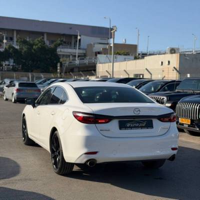 ���� MAZDA6 - ����� 4