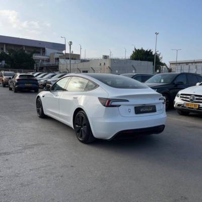 ���� MODEL 3 - ����� 4