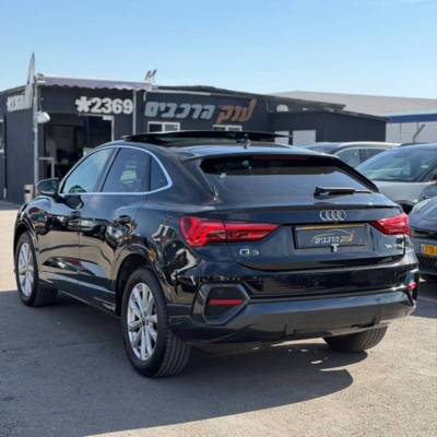 ����� Q3 SPORTBACK - ����� 5