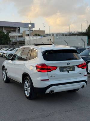 � � �� X3 XDRIVE20D - ����� 5