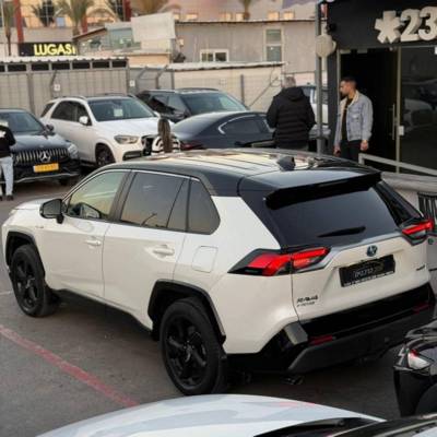  / Toyota  4  -  5