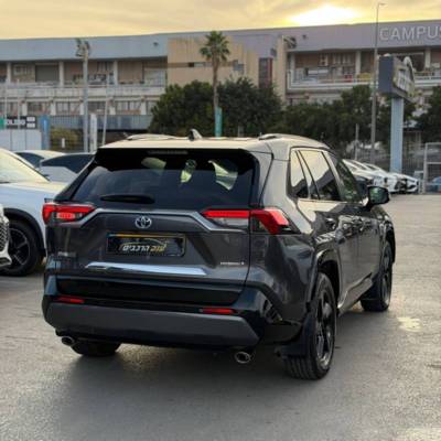 ������ RAV 4 HYBRID - ����� 5