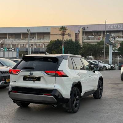  RAV 4 HYBRID -  5