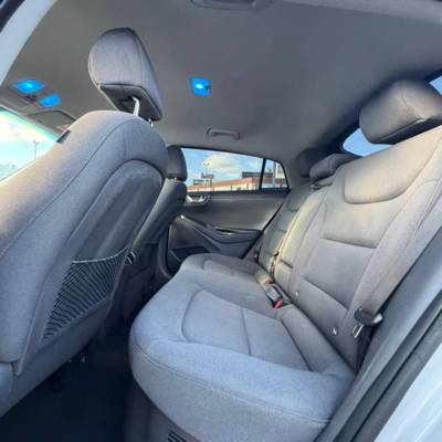������ IONIQ HYBRID - ����� 6