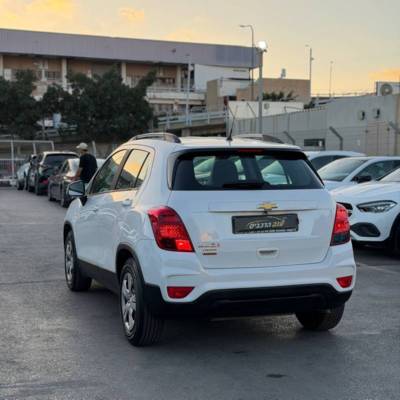 ������ TRAX - ����� 6