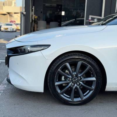  MAZDA 3 -  6