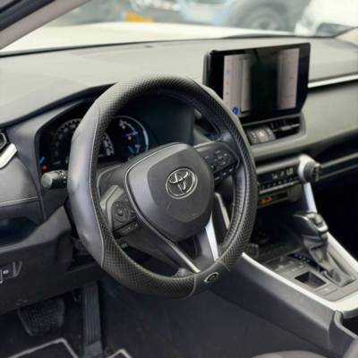 ������ RAV 4 HYBRID - ����� 6