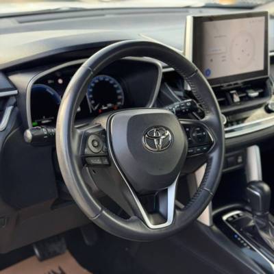 ������ COROLLA CROSS - ����� 6