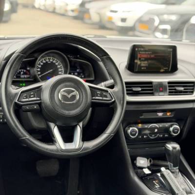 ���� MAZDA 3 - ����� 6