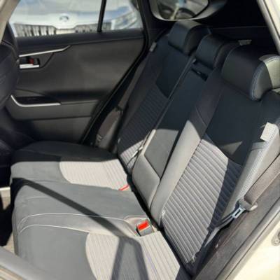 ������ RAV 4 HYBRID - ����� 7