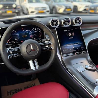  GLC300 4MATIC -  7