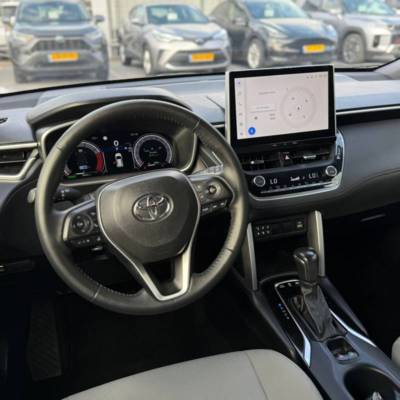  COROLLA CROSS -  7
