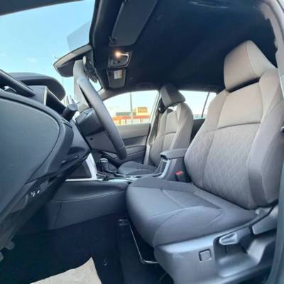 ������ COROLLA CROSS - ����� 7