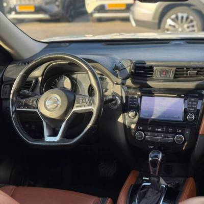  X-TRAIL -  7