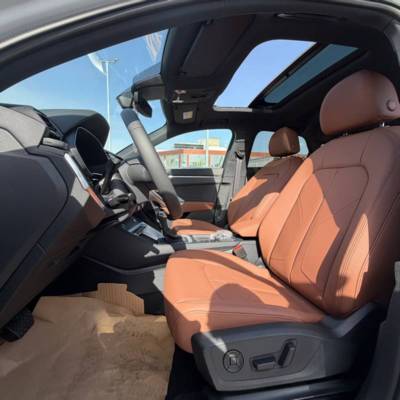 ����� Q3 SPORTBACK - ����� 8