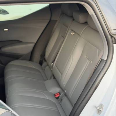 ���� ZEEKR X - ����� 9