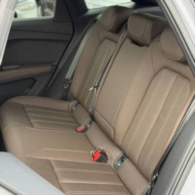 ����� Q4 SPORTBACK - ����� 9